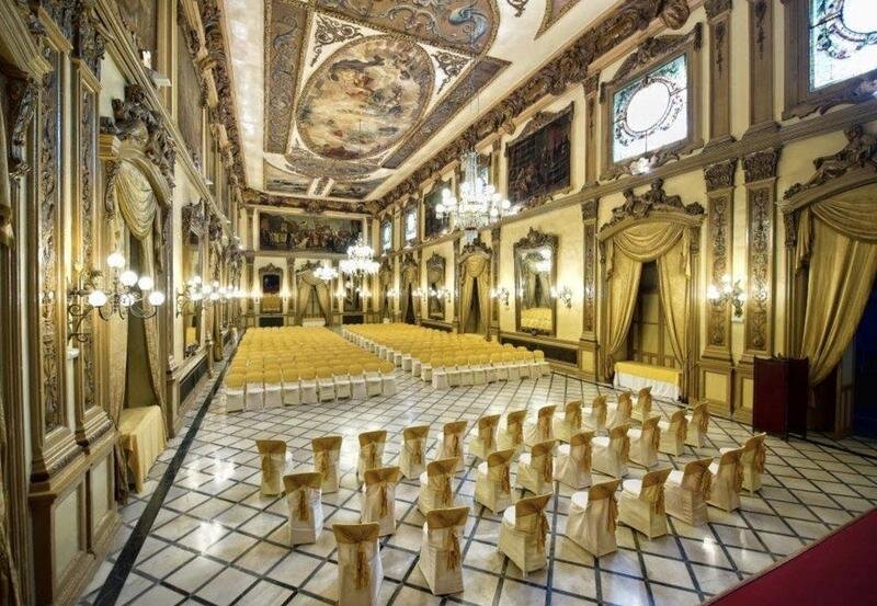  Salón Liceo del Círculo de la Amistad de Córdoba 