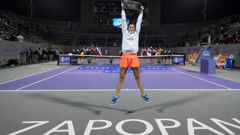  Sara Sorribes celebrando el título WTA en Guadalajara 