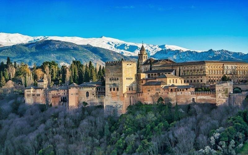  Alhambra de Granada. // Twitter 