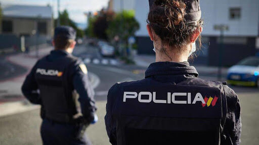  Policía Nacional 