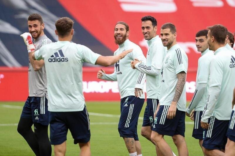  Selección española entrenando en el Estadio de La Cartuja 