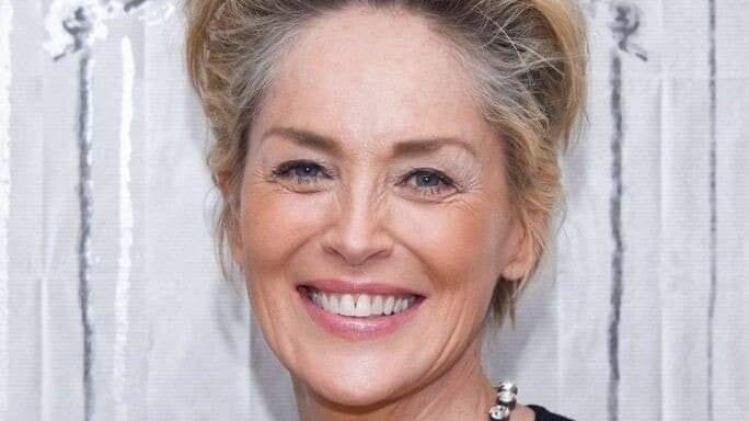  La actriz Sharon Stone en twitter: @juanborrelli 