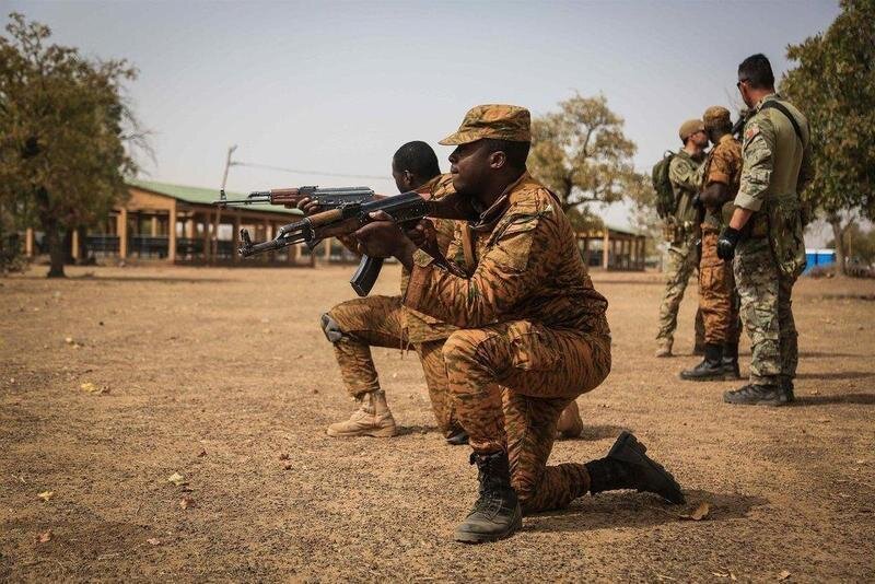  Archivo - Militares de Burkina Faso - PETER SEIDLER / ZUMA PRESS / CONTACTOPHOTO 