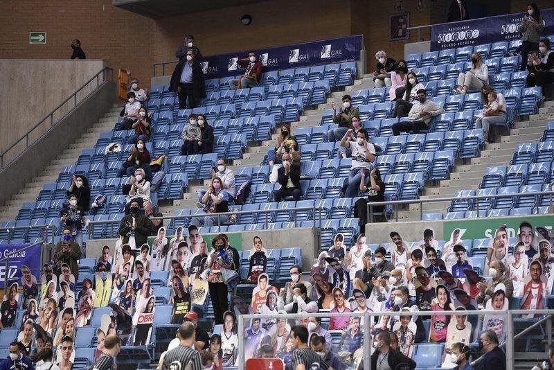  Imagen de las gradas en el partido entre el Obradoiro y UCAM Murcia. Twitter 