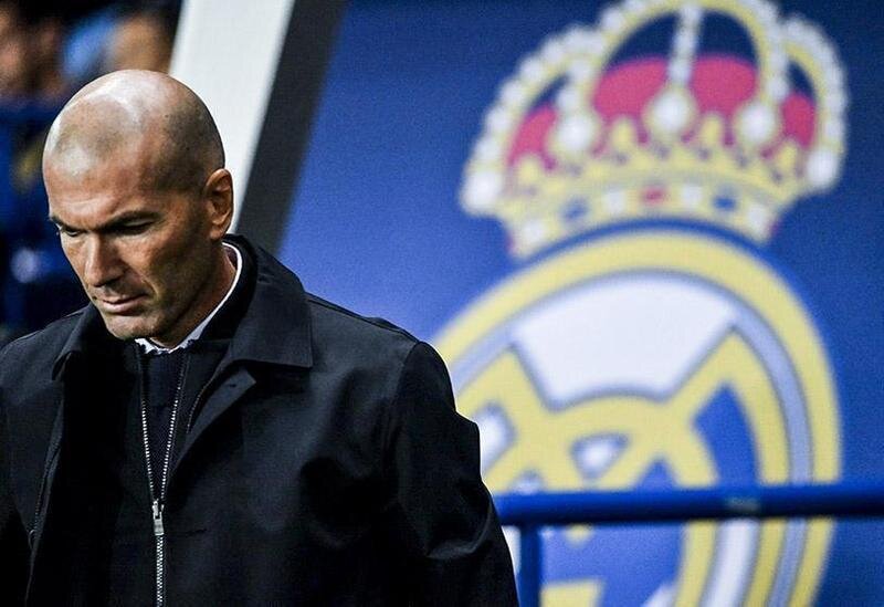  Zinedine Zidane deja de ser entrenador del Real Madrid. 