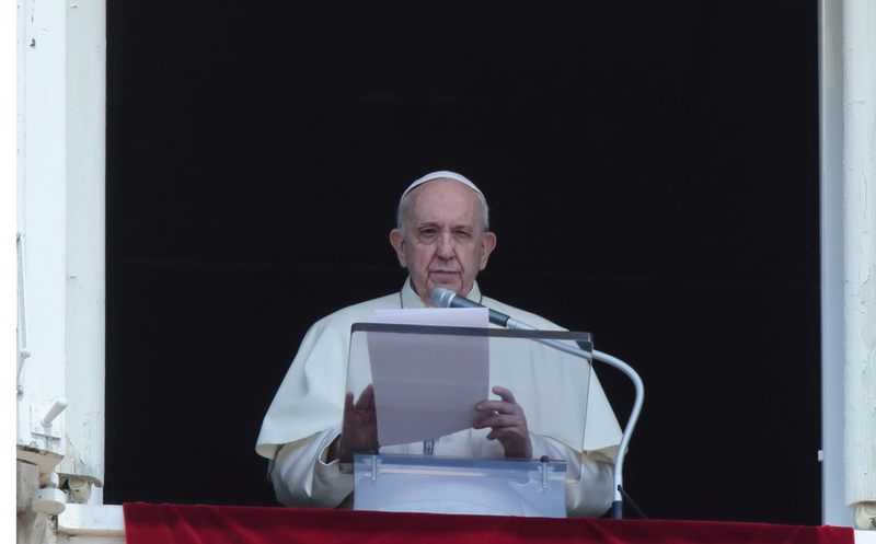  09 May 2021, Vatican, Vatican City: Pope Francis delivers Regina Caeli prayer form the window overlock St. Peter's Square at the Vatican . Photo: Evandro Inetti/ZUMA Wire/dpa - Evandro Inetti/ZUMA Wire/dpa 