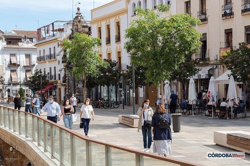  Ambiente en la Calle Capitulares / Pilar Gázquez. 