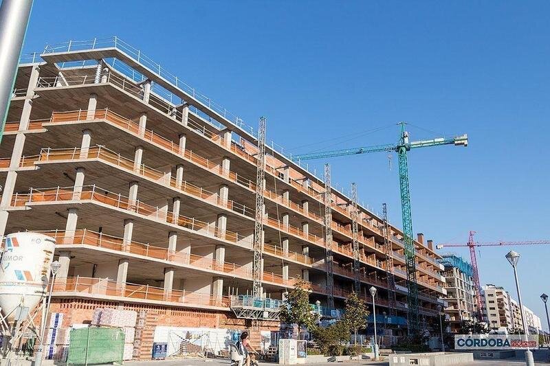  Construcción de nuevos edificios en Córdoba / Pilar Gázquez. 