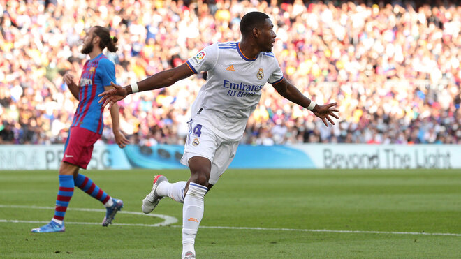 <p> David Alaba en la celebración de su primer gol como madridista </p>