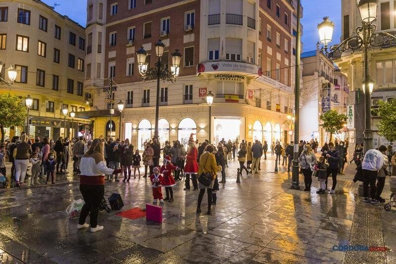 <p> Navidad en Córdoba. - José León. </p>