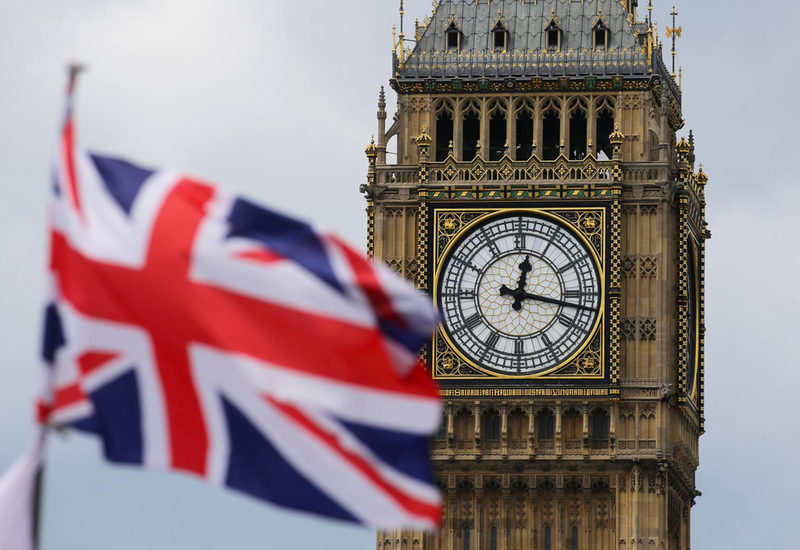 <p> Archivo - Bandera de Reino Unido con el Big Ben de fondo. - MICHAEL KAPPELER/DPA - Archivo </p>