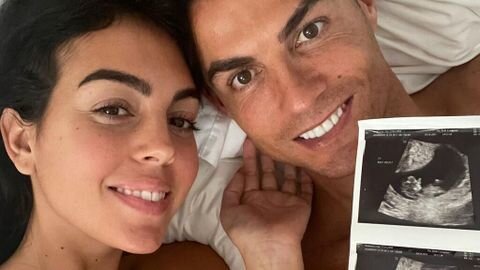 <p> Georgina y Cristiano anunciando que tendrán gemelos </p>