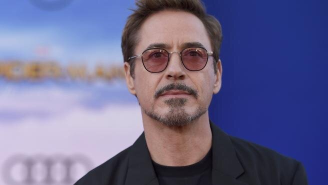 <p> Robert Downey Jr </p>