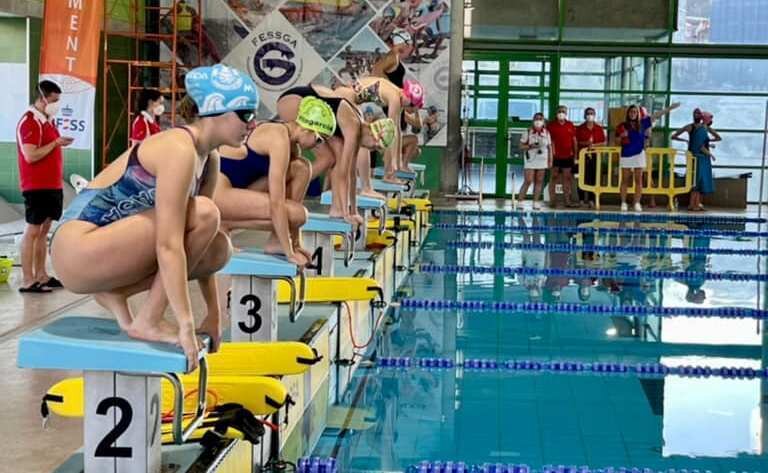 <p> Socorristas femeninas en una salida de la primera jornada de la Copa de España de Piscina del pasado 5 de febrero. FOTO: Javier Sánchez-RFESS </p>