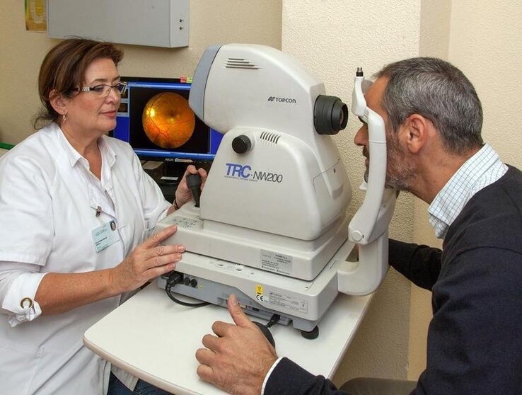 <p> Retinógrafo digital del Servicio Andaluz de Salud </p>