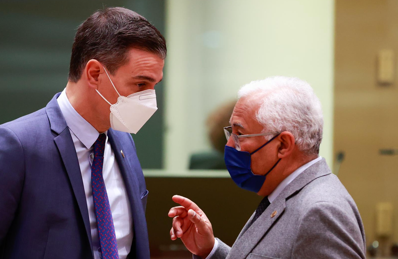 <p> El presidente del Gobierno, Pedro Sánchez, y el primer ministro portugués, Antonio Costa - Mario Salerno/EU Council/dpa </p>