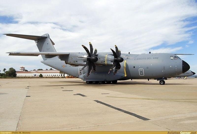 <p> Avión del Ejército del Aire español. Twitter </p>