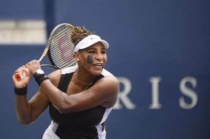 <p> Serena Williams, durante su partido contra Nuria Párrizas en Canadá - Christopher Katsarov/Canadian Pr / DPA - Europa Press </p>