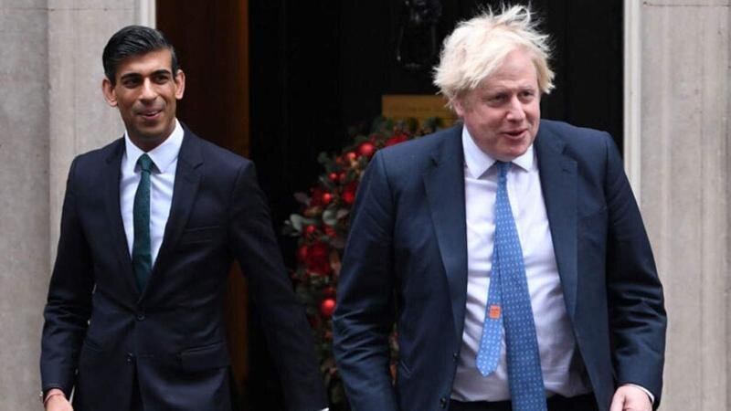 <p> Boris Johnson junto a Rishi Sunak </p>