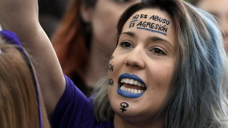  Manifestantes por la Ley de 'Solo sí es sí' 