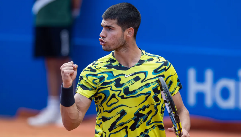  Carlos Alcaraz celebrando un punto en octavos de final 