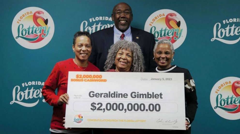  Geraldine Gimblet con su hija y su nieta - Lotería de Florida 