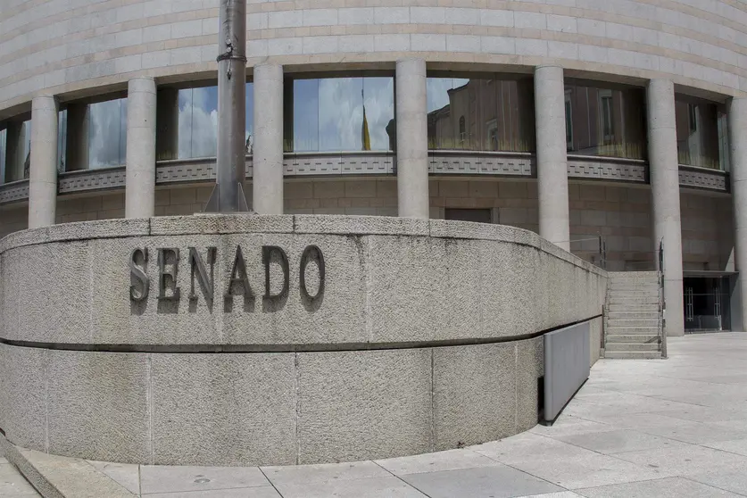  Fachada del Senado de España 