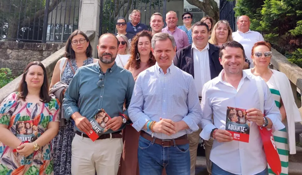  El candidato del PSOE al Congreso por la provincia de A Coruña, José Miñones, en un acto de campaña en Boiro. - PSOE 