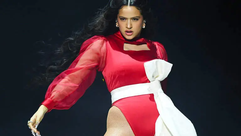  rosalia-latin-grammys-show-2019-billboard-1548 