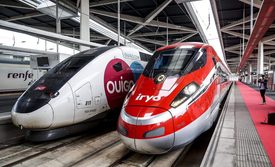  El tren Iryo llega a la estación de València Joaquín Sorolla desde Madrid 