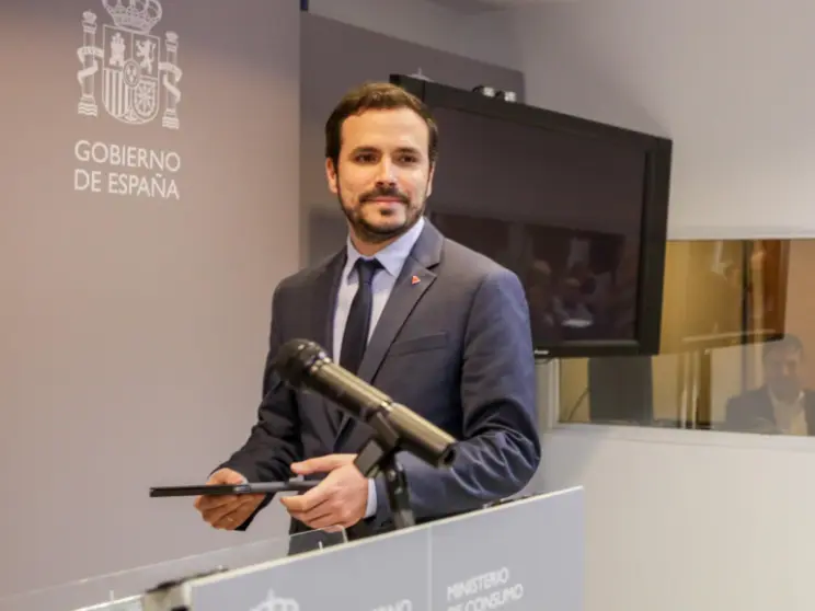  El ministro de Consumo, Alberto Garzón, a su llegada a la rueda de prensa de presentación del proyecto de Real Decreto de Comunicaciones Comerciales de las Actividades del Juego, en Madrid (España), a 21 de febrero de 2020. - Ricardo Rubio - Europa Press - Archivo 