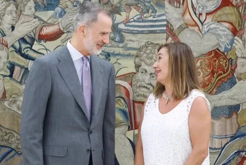  Archivo - El Rey Felipe VI con la presidenta del Congreso, Francina Armengol - CASA REAL - Archivo 