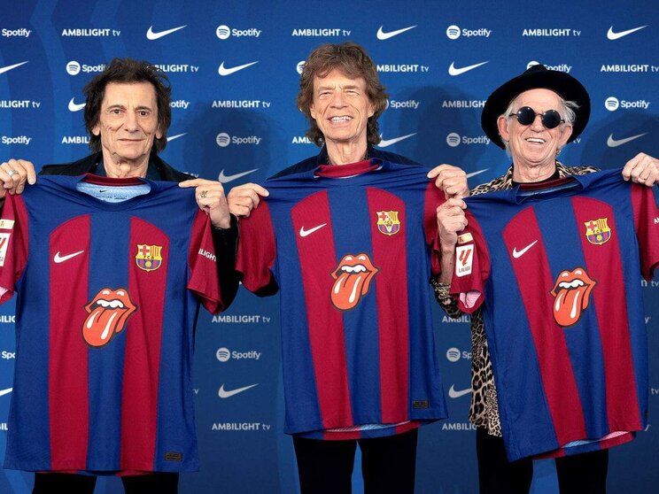  Los Rolling Stones con su camiseta del Barcelona 