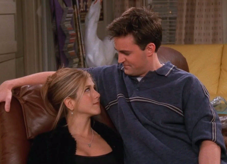  Jennifer Aniston y David Schwimmer se despiden de Matthew Perry - NBC 