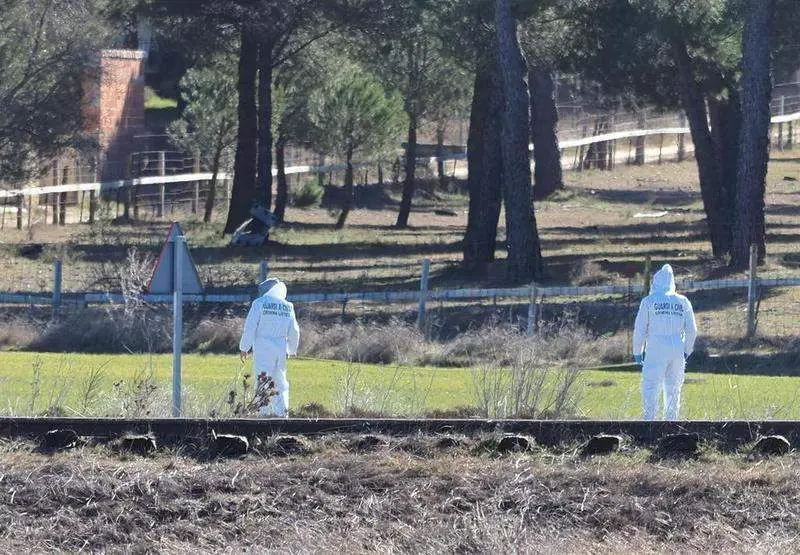  Agentes de la Guardia Civil en el lugar donde se encontró el cadáver de Esther López de la Rosa 