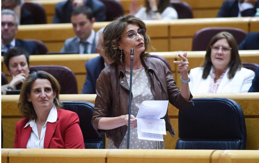  La vicepresidenta primera del Gobierno y ministra de Hacienda, María Jesús Montero, durante una sesión de control al Gobierno, en el Senado, a 12 de marzo de 2024, en Madrid (España). - Gustavo Valiente - Europa Press 