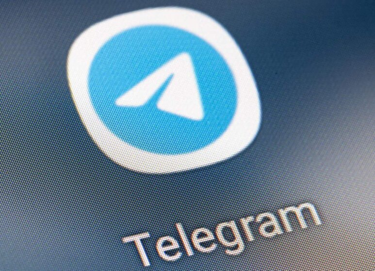  Archivo - FILED - 21 January 2022, Berlin: The icon of the app Telegram is seen on the screen of a smartphone. Photo: Fabian Sommer/dpa - Fabian Sommer/Dpa - Archivo 