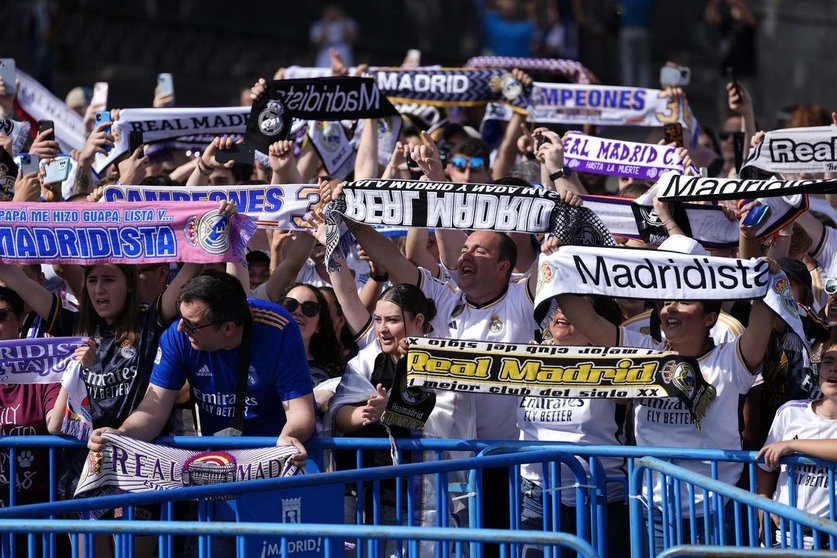  Celebración de la Liga del Real Madrid en la plaza de Cibeles. - Oscar J. Barroso / AFP7 / Europa Press 