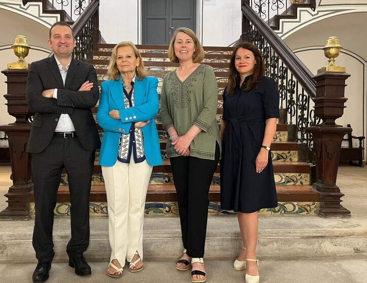  De izquierda a derecha: Jorge Corrales, director general de CEDRO; Carme Riera, presidenta de CEDRO; Tracey Armstrong, presidenta de IFRRO; y Anita Huss-Ekerhult, secretaria general de IFRRO. - CEDRO 