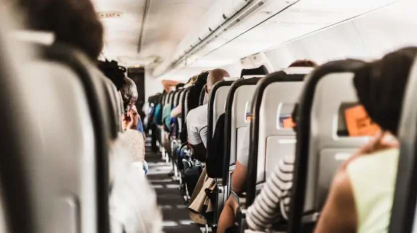  Interior de un avión 