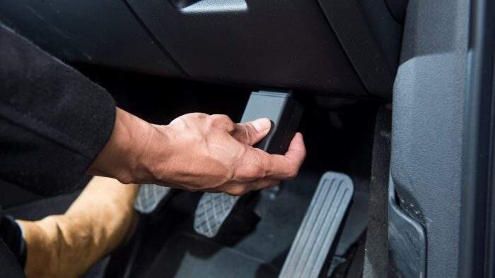  Caja negra en el coche 