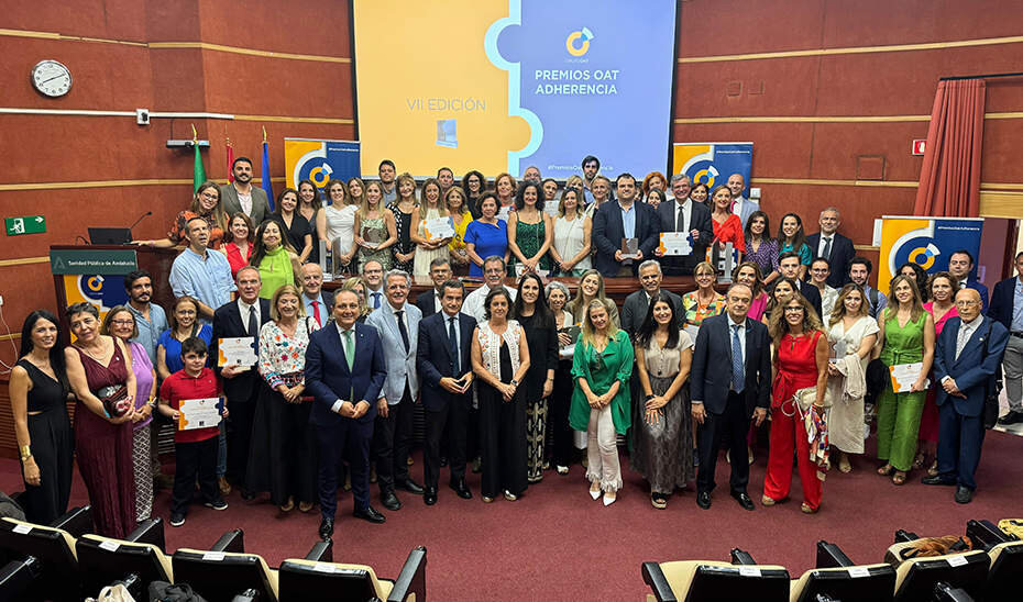  Entrega de los Premios OAT Adherencia en el Aula Magna del Hospital Universitario Virgen del Rocío. 