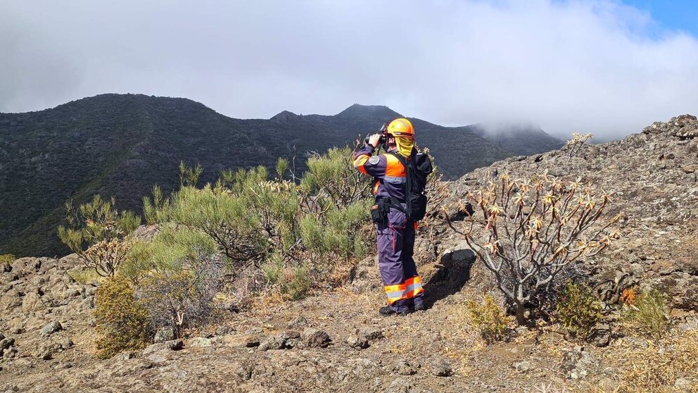  Unidades de Protección Civil de La Orotava colaboran con la Guardia Civil en la búsqueda del joven británico desaparecido en Tenerife - AGRUPACIÓN DE VOLUNTARIOS DE PROTECCION CIVIL | EP 