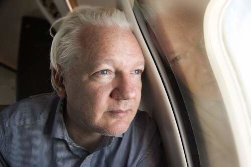  Julian Assange 