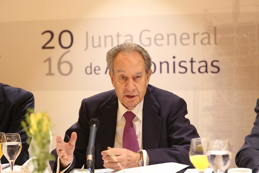  Archivo - El presidente de OHL, Juan Miguel Villar Mir, ofrece una rueda de prensa con motivo de la celebración de la junta general de accionistas del grupo - EUROPA PRESS - Archivo 