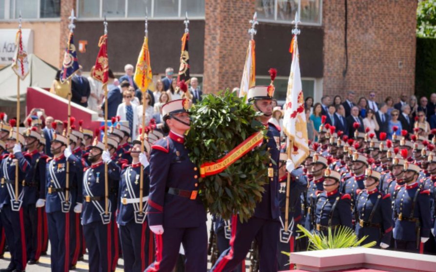  Imagen del día de las fuerzas armadas 2017 (Ejército de Tierra) 