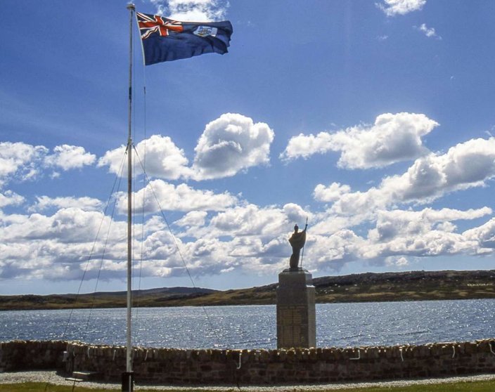  Archivo - Bandera británica en Port Stanley, en las islas Malvinas o islas Falkland - ARNOLD DRAPKIN / ZUMA PRESS / CONTACTOPHOTO 