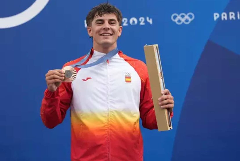  El piraguista español Pau Echaniz, bronce en los Juegos de Paris 2024.<br>- COE 