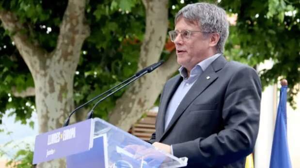  Puigdemont, en el acto de final de campaña de Junts | ACN - 20 minutos 