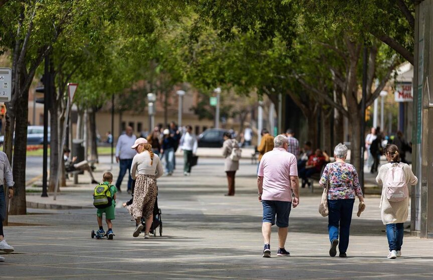  Personas caminando | EP 